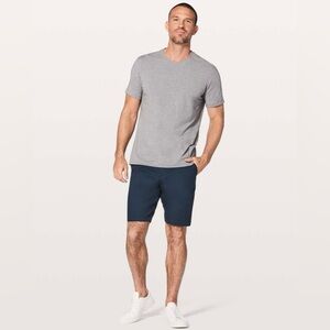 Lululemon Commission Short Slim *Chino 9"
True Navy